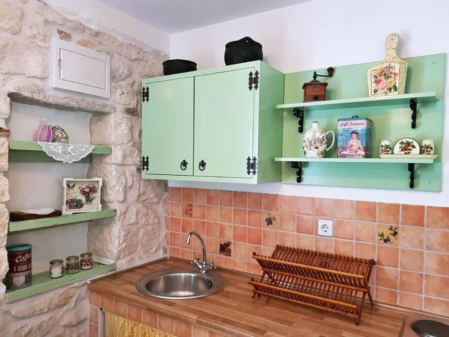 Vintage Stone House Eldo In Podaspilje, Omis Ngoại thất bức ảnh