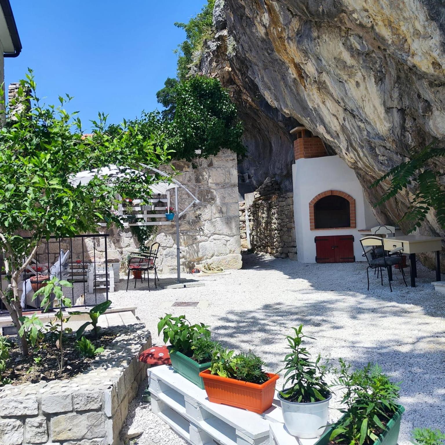 Vintage Stone House Eldo In Podaspilje, Omis Ngoại thất bức ảnh